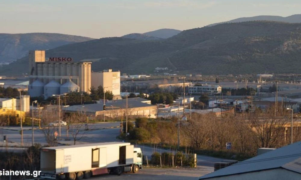 Λουκέτο στο εργοστάσιο ΣΥΡΜΑ Α.Ε της Continental AG στο Βόλο! Στον δρόμο δεκάδες οικογένειες